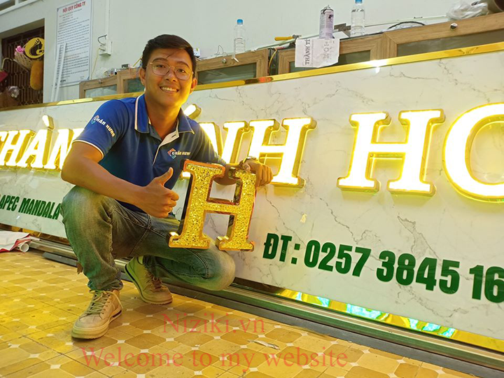 hạt xuyên sáng