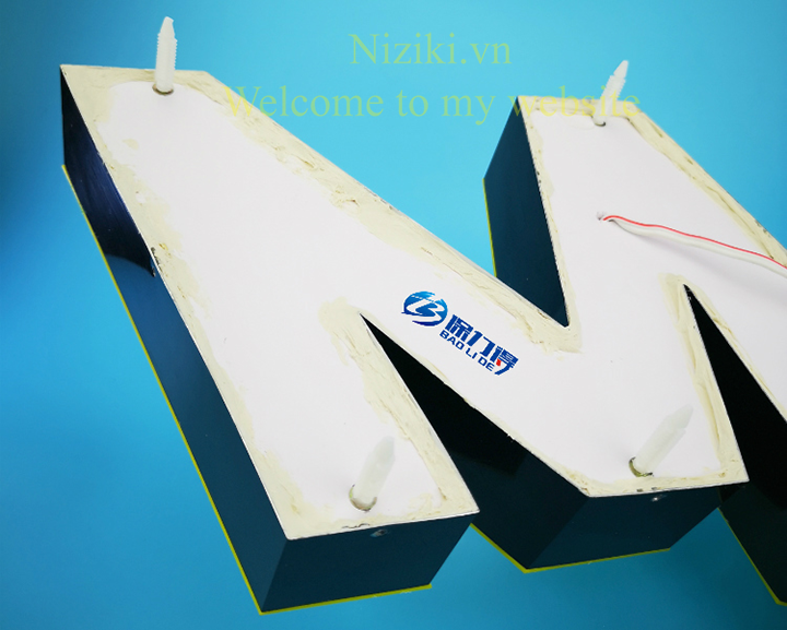 nở bắt chữ quảng cáo